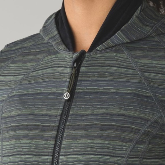 LULULEMON Daily Practice Jacket
Space Dye Twist Dark Slate Fatigue Gree - Picture 4 of 12